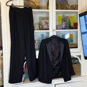 Classic Wool Women’s Suit